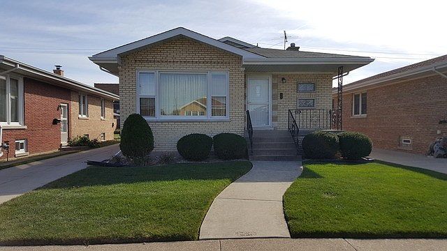 1st image of 3141 W 102nd St