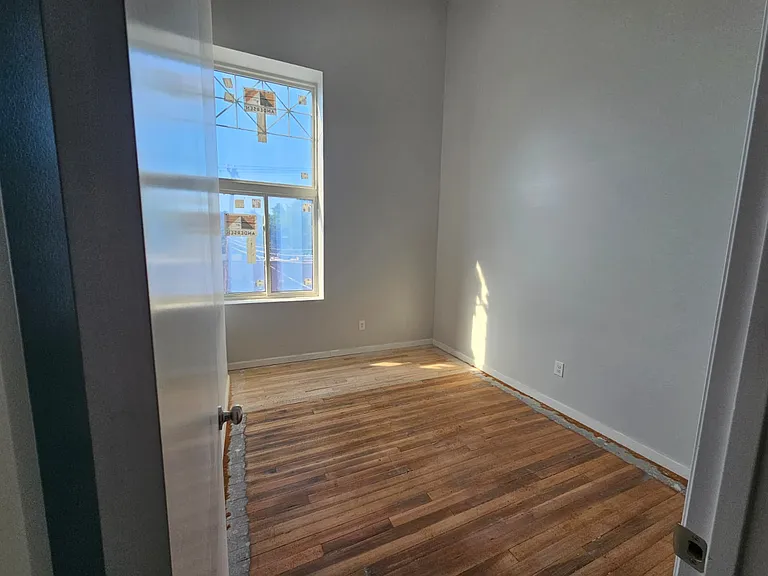 6 N Main St #107D — Photo 8