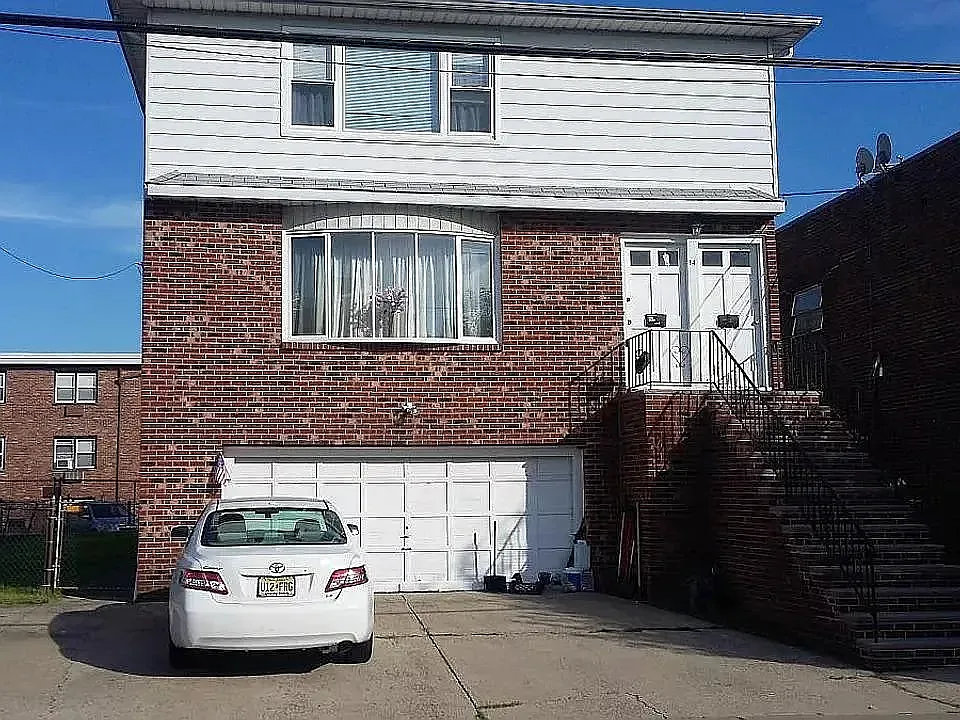 14 Cuozzo St #1