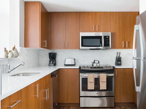 180 Brookline Ave #1053