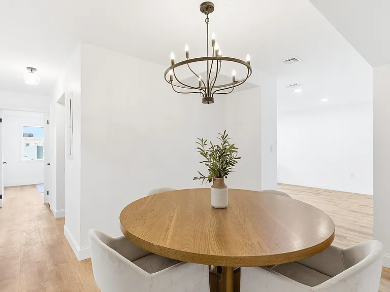 610 Anderson Ave — Photo 10