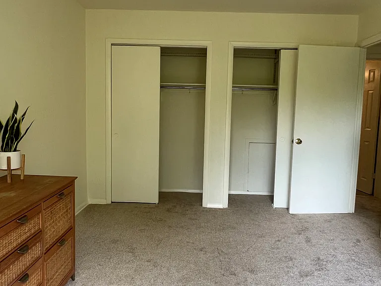 1508 S George Mason Dr #12 — Photo 7
