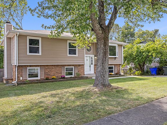 2nd image of 2964 Tuscaloosa Ln