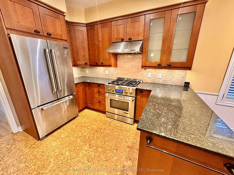 2401 Ennerdale Rd — Photo 3