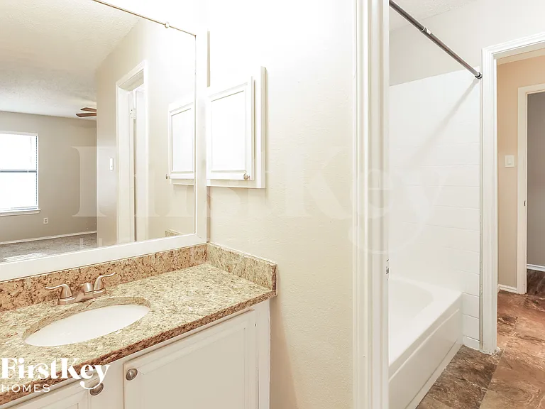 4417 Cordova Ln — Photo 10