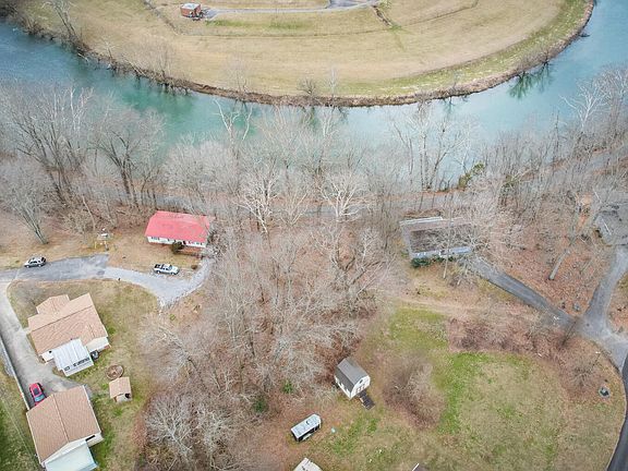 3rd image of Holston Drive Ln