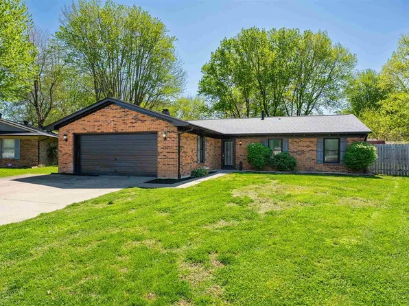 3330 Majestic Prince Dr, Owensboro, KY 42303