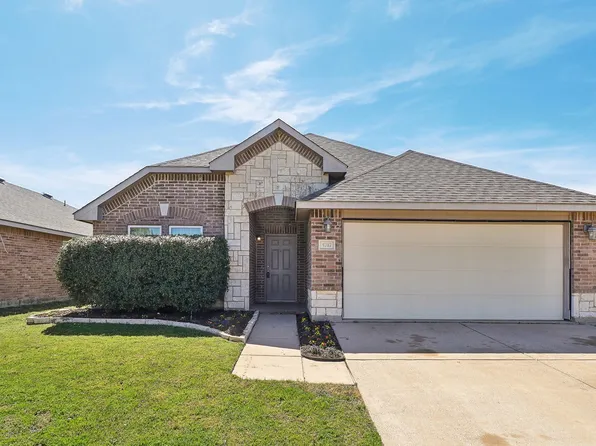 5717 Talons Crest Cir, Fort Worth, TX 76179