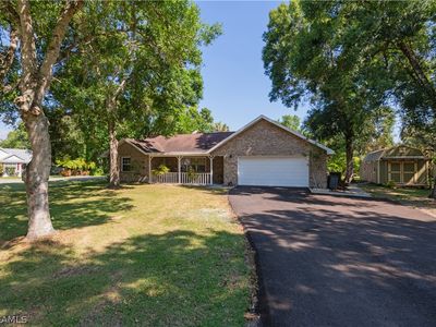 1670 Palm Ln, Labelle, FL, 33935