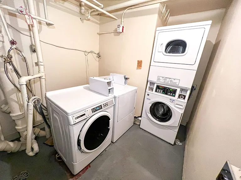 Palamar Apartments — Photo 22