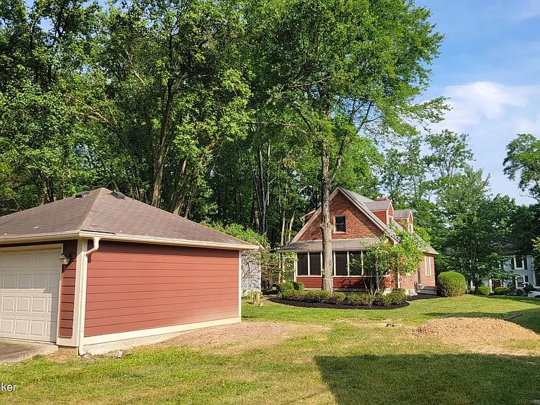 10315 Amberwell Park Rd — Photo 5