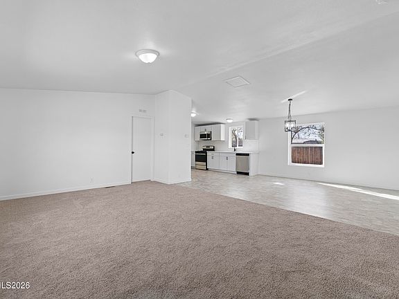 5th image of 2890 Truckee St