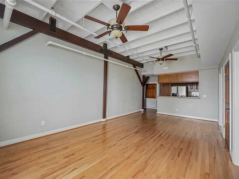 1927 Harborside Dr #304 — Photo 12