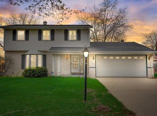 7441 N 89th St, Milwaukee, WI 53224