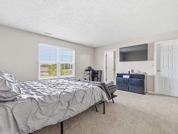 5th image of 7022 Forrester Ln
