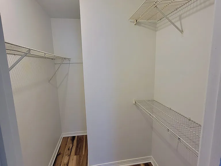 1st Floor 2 Bedroom / 2 Bath - Bedroom 2 Closet