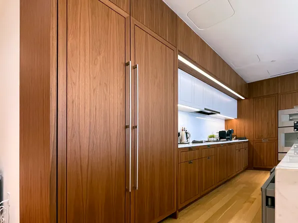 1289 Lexington Avenue image 18 of 36