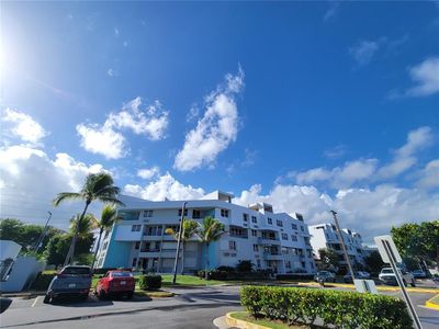 649 Sol #618, Vega Baja, PR, 00693