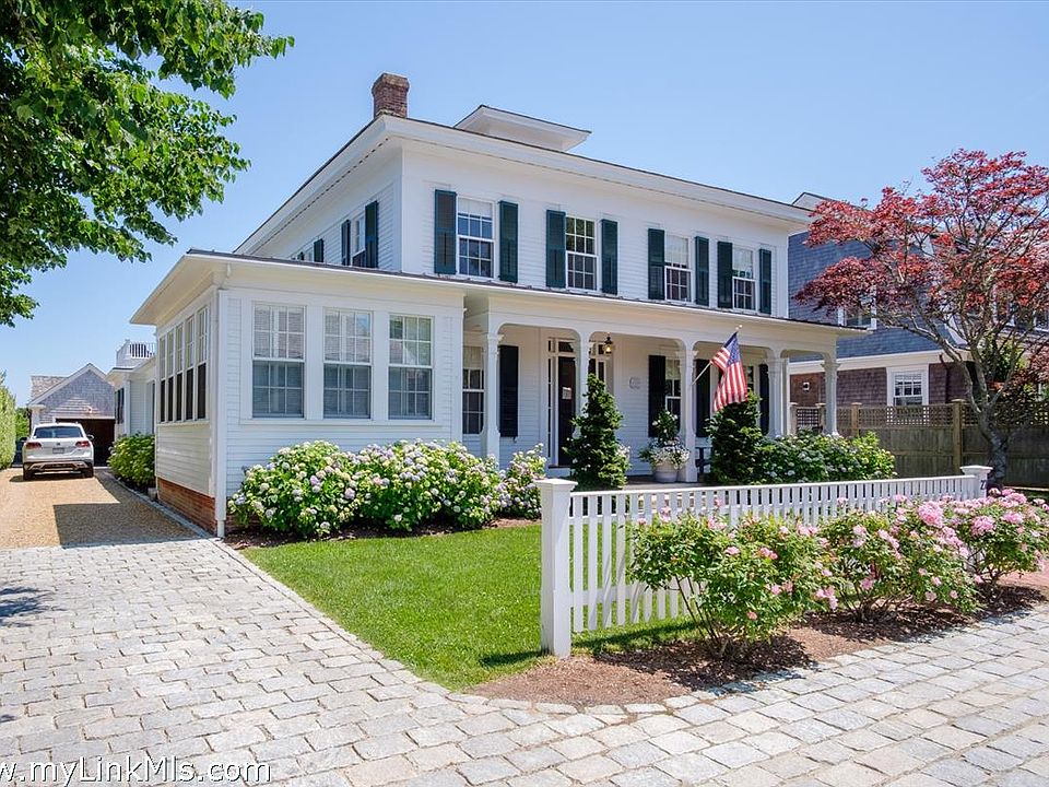 27 Pierce Ln, Edgartown, MA 02539 | Zillow