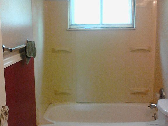 3rd image of 23 Bryant Ln APT 1