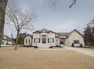 2829 N Lubbock Ln, Fayetteville, AR 72703