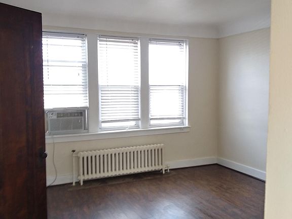 2nd image of 808 N Main St APT 201