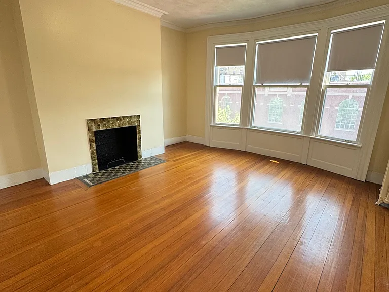 1521 Washington St #16 — Photo 1
