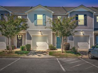 541 Truman Dr, Goose Creek, SC 29445