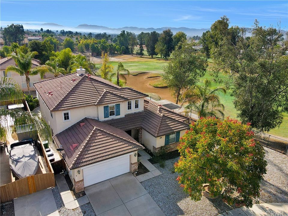 2nd image of 29229 Oakmont Ct