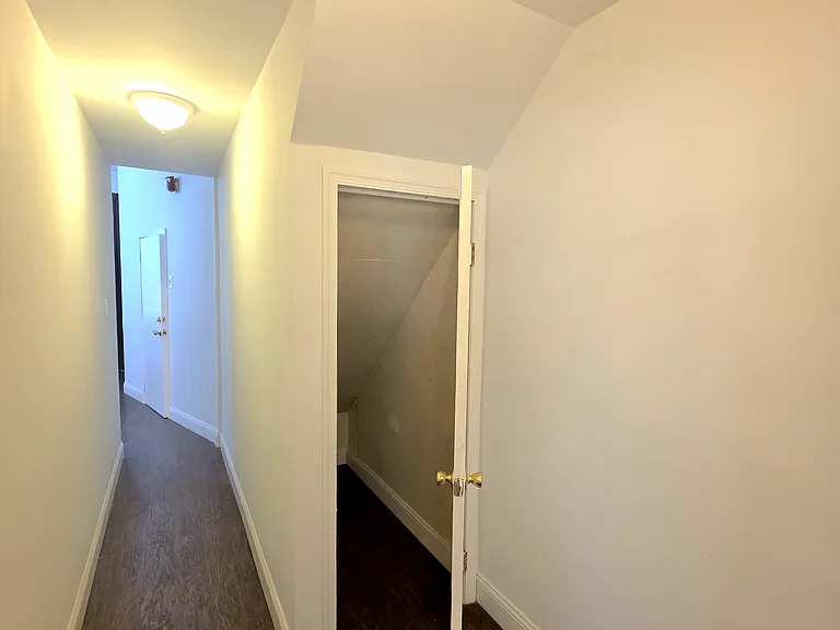 4024 Green St #1 — Photo 8