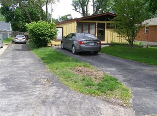 9608 E 32nd St, Independence, MO 64052
