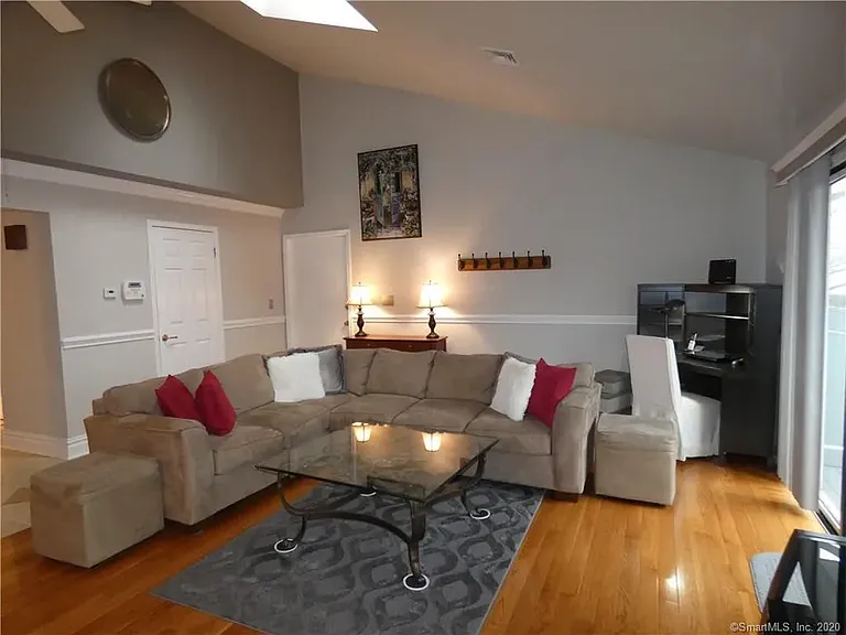 516 Vincellette St #B1 — Photo 12