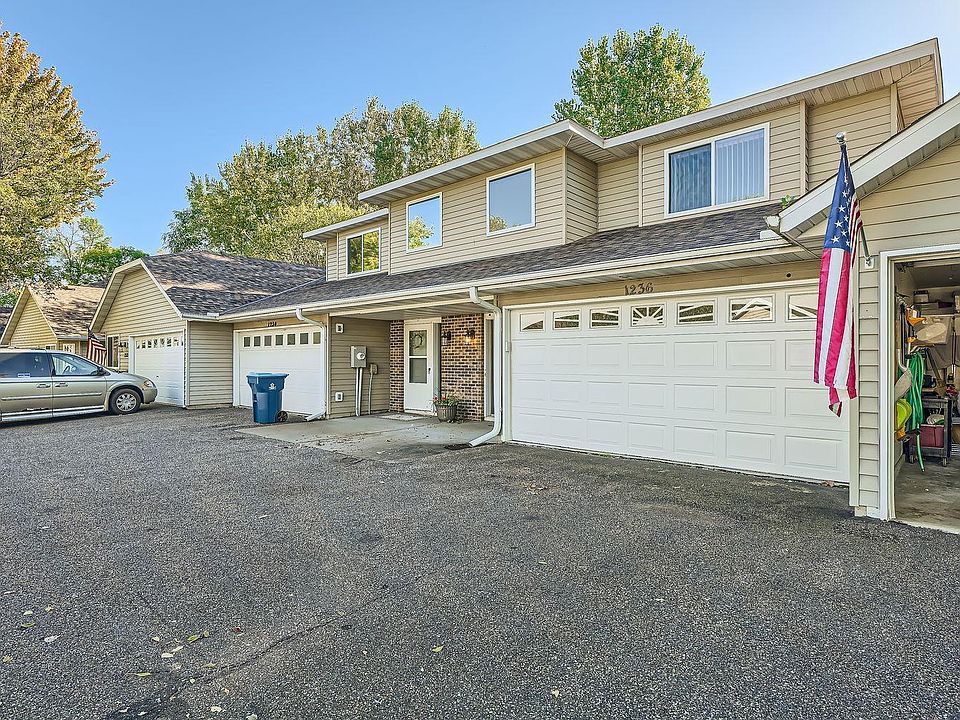 1st image of 1236 Island Dr