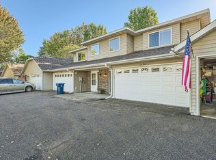 1236 Island Dr, Forest Lake, MN 55025