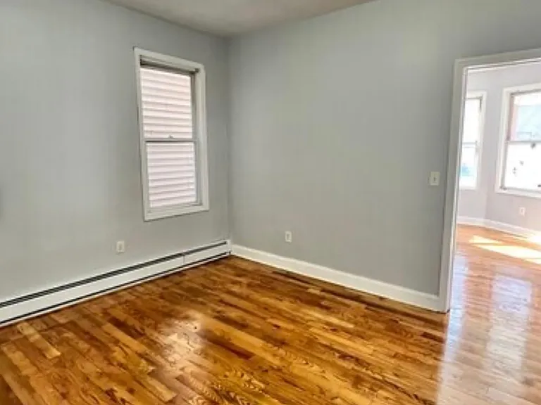 124 Warner Ave #A — Photo 4