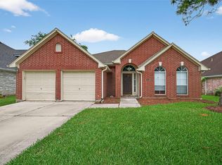14015 Loch Creek Ct, Houston, TX 77062