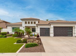 2730 S Honeysuckle Ln, Gilbert, AZ 85295