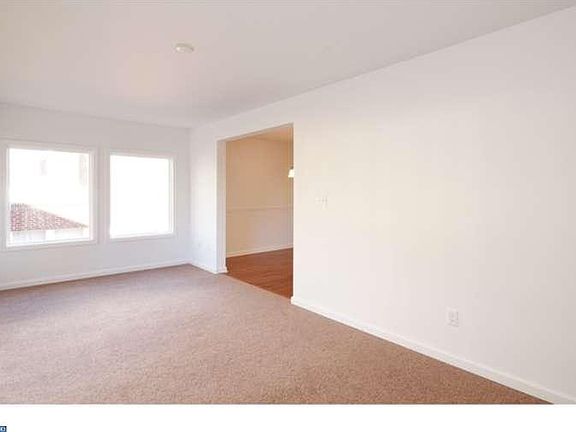 4th image of 2133 Culver Dr