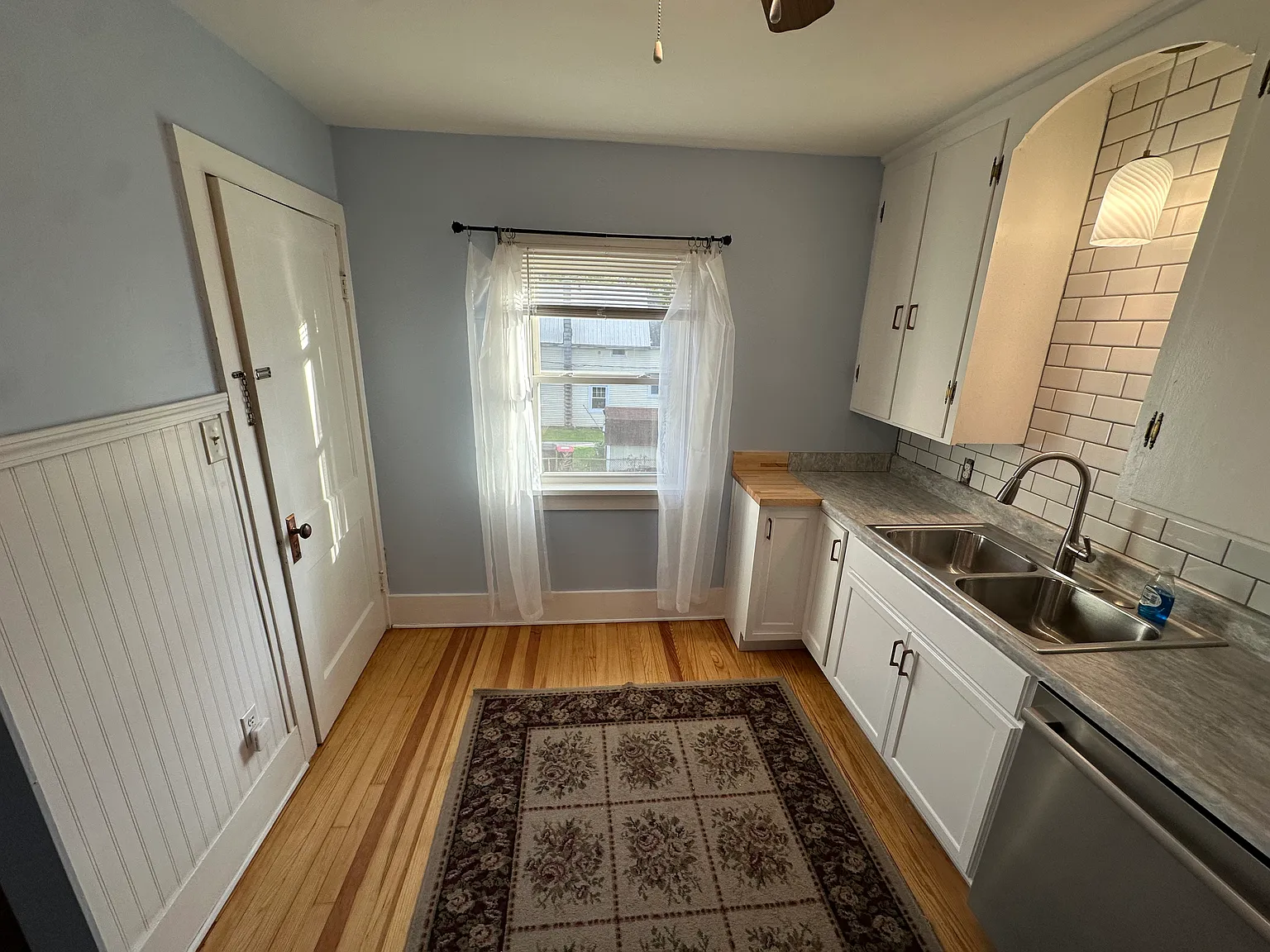 1 bed, 650 sqft, $1,100 — Photo 4