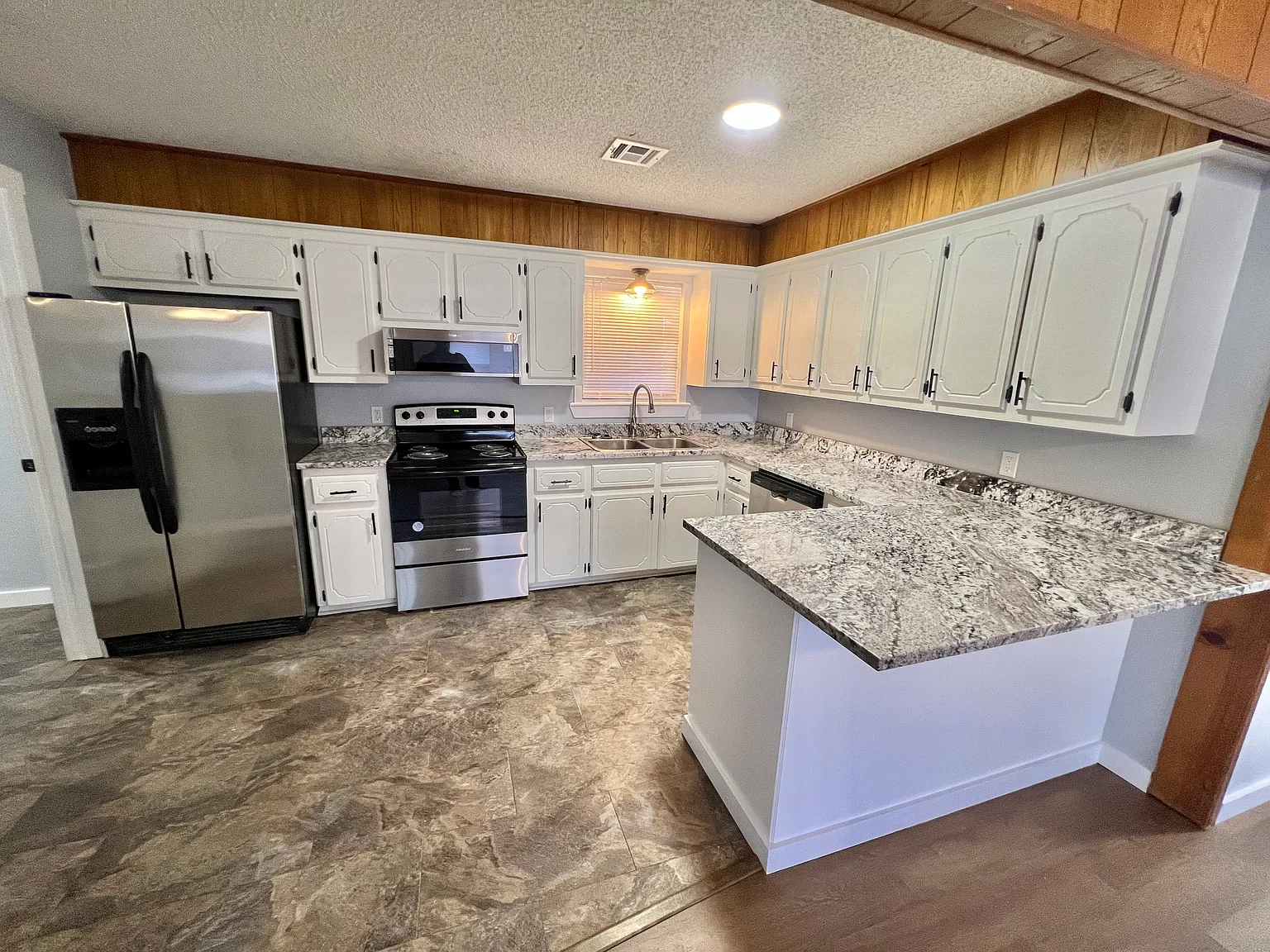 3 bed, 1116 sqft, $1,500 — Photo 4