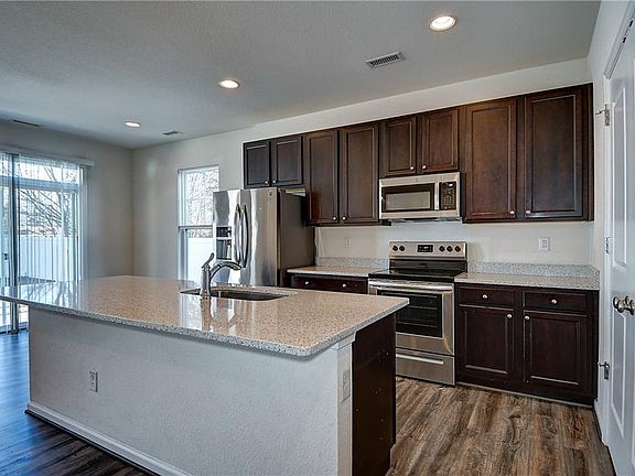 2nd image of 441 Belingham Rd