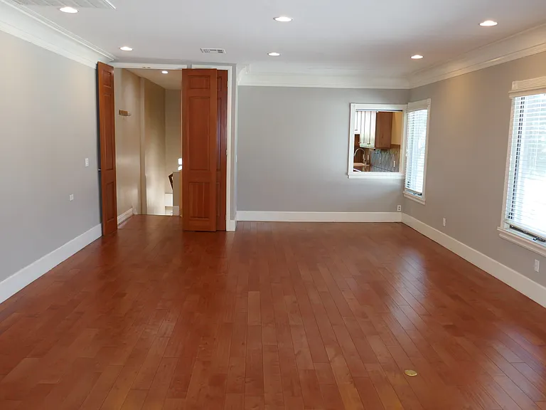 80 W Main St — Photo 13