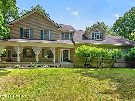 2nd image of 539 Pheasant Rd