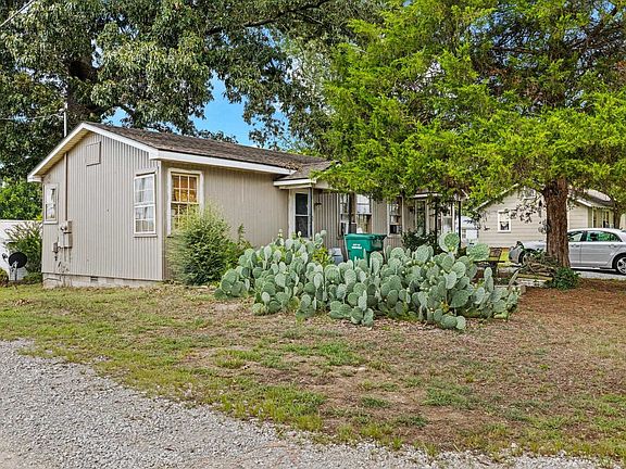 3rd image of 1107 E 31st St