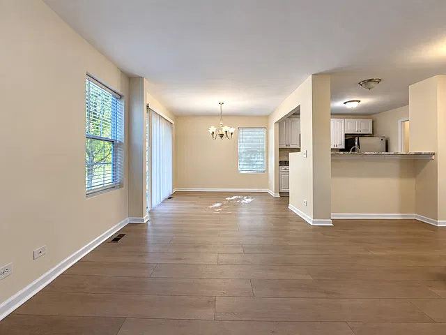 3 bed, 2.5 bath, 1668 sqft, $2,600 — Photo 4