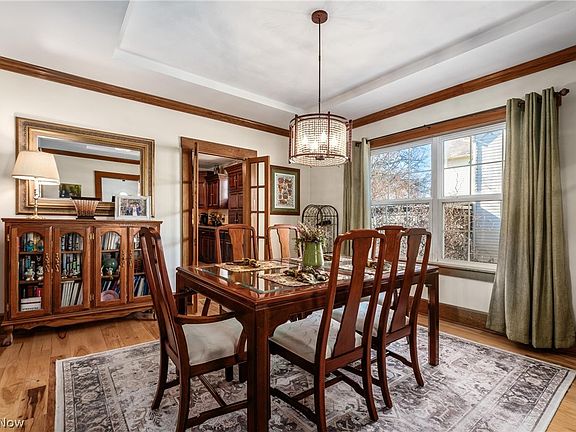 2nd image of 1309 Main St