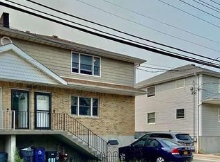 16220 104th St, Howard Beach, NY