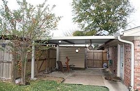 5th image of 1802 Holleman Dr #A
