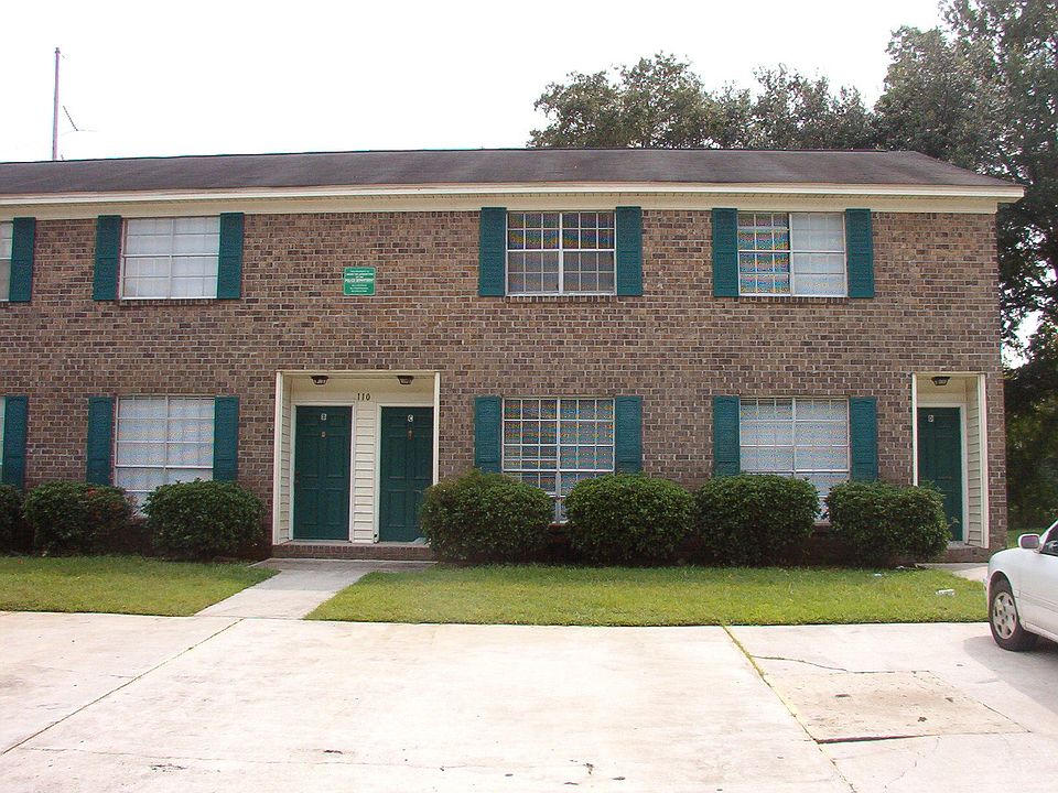 1st image of 110 Magwood Dr Unit A