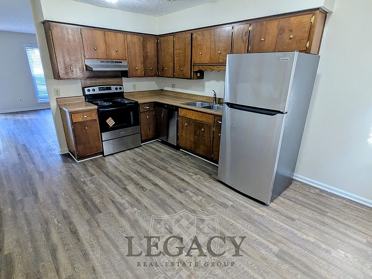 1030 Brookview Dr #21C — Photo 8